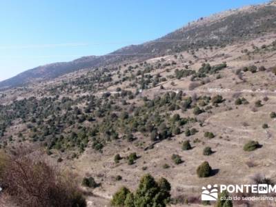 La sierra Oeste de Madrid. Puerto de la Cruz Verde, Robledo de Chavela, ermita de Navahonda. senderi